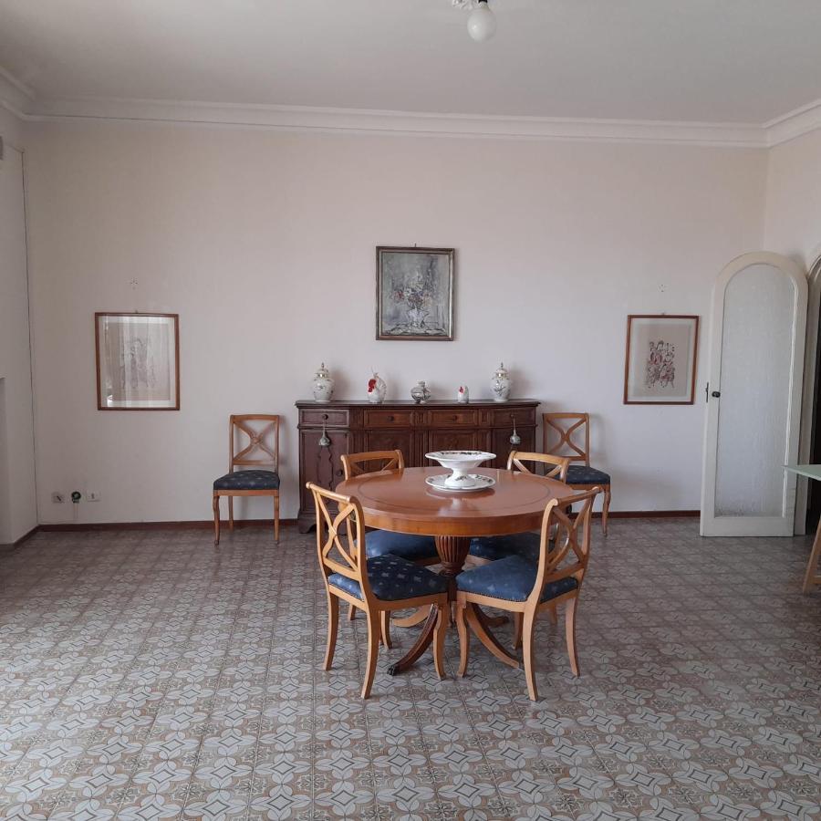 Domus Flavia Apartment แตร์โมลิ ภายนอก รูปภาพ