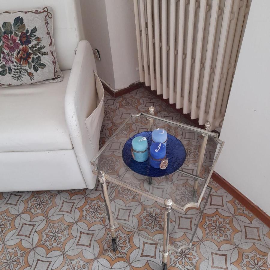 Domus Flavia Apartment แตร์โมลิ ภายนอก รูปภาพ